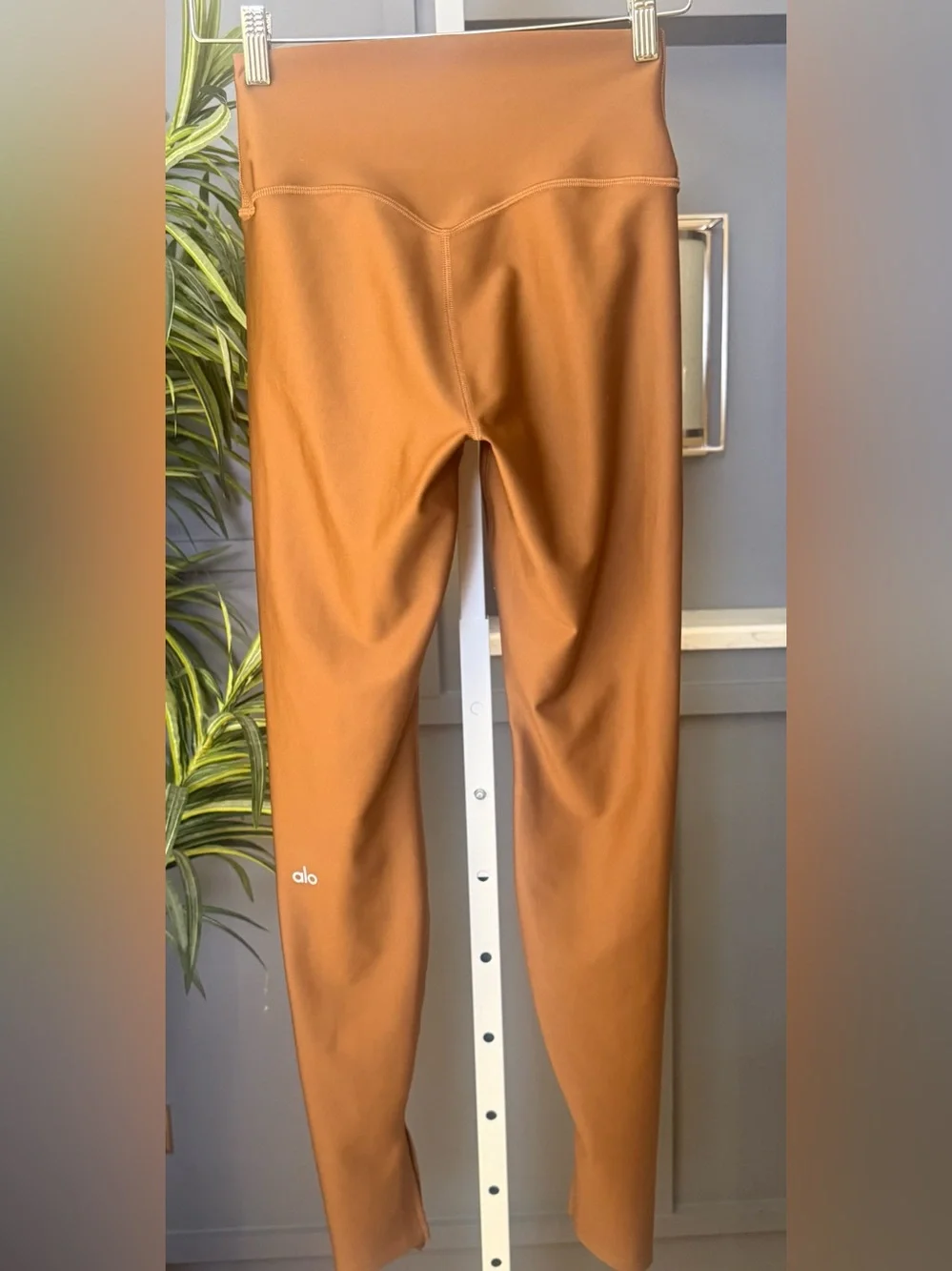 ALO YOGA Airlift High-Waist Elongated Legging Cinnamon Brown S